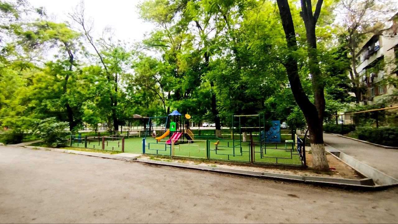 Чиланзар 5 кв-л. 1в2\4\4. Евроремонт. Мебель, техника. TR