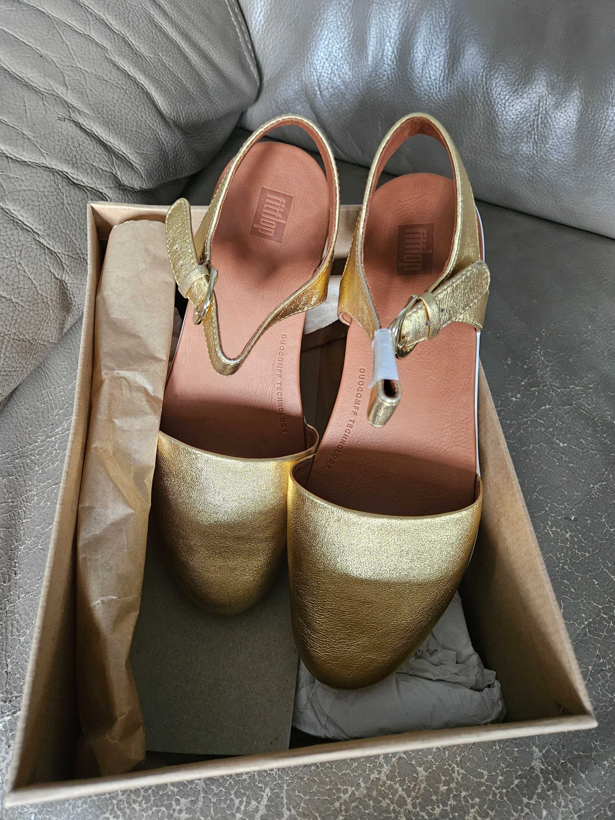 Кожени сандали fitflop
