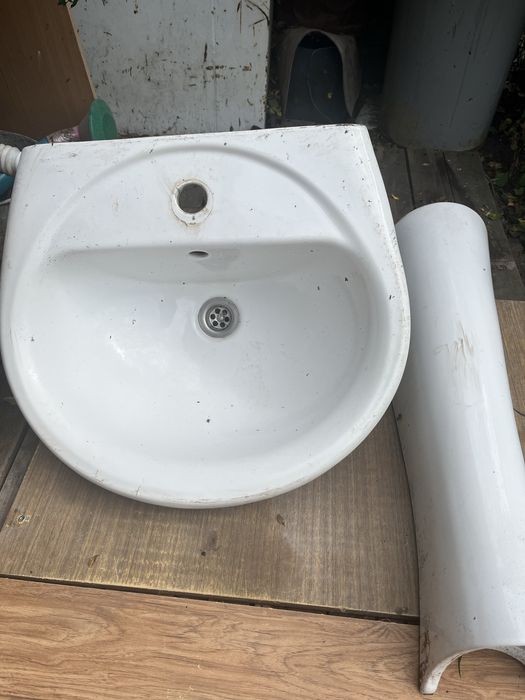 Продам раковину для ванны.