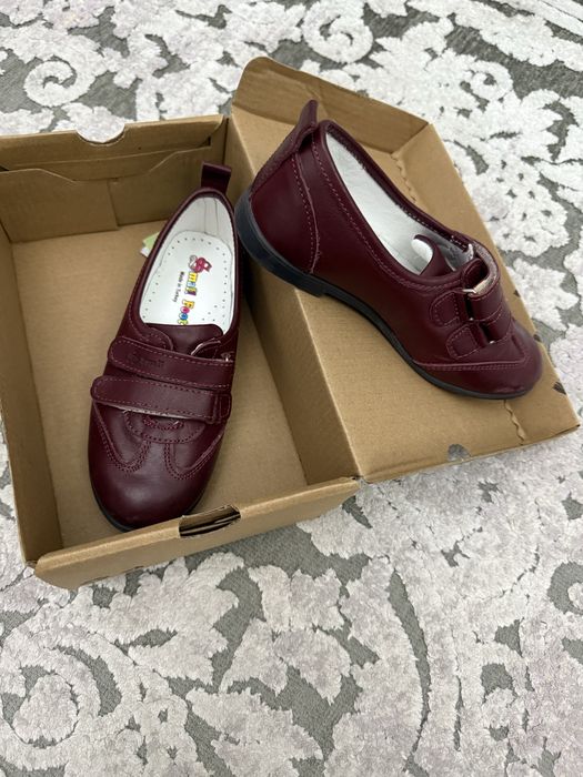 Продам детские туфли лоферы