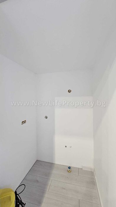 Едноетажна къща в с. Гюльовца