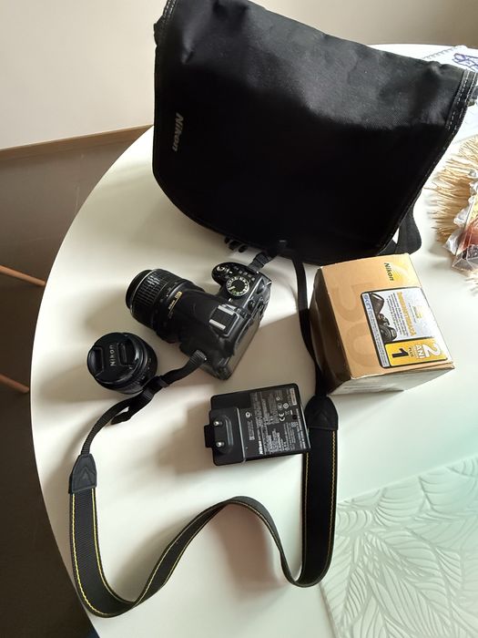Aparat foto Nikon D3100 obiectiv 18-55mm plus obiectiv 50mm