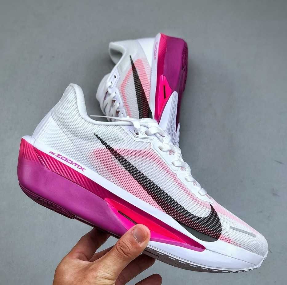 Нови дамски маратонки Nike Zoom Fly 6 налични 38