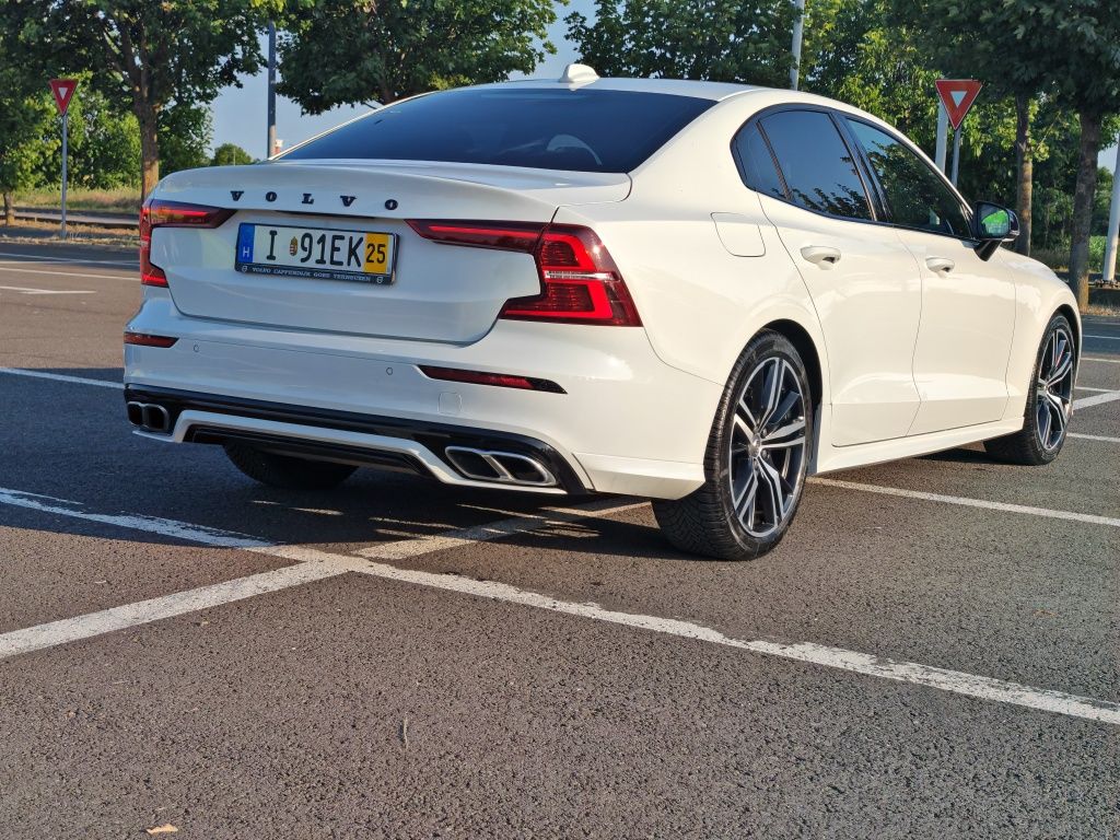 Volvo S60 R-line Matrix Recent adus impecabil garanție cash/rate