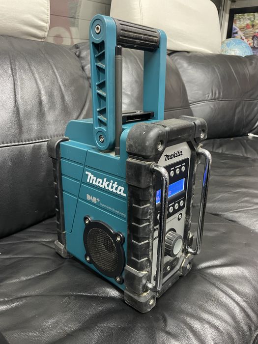 Радио makita dmr 105
