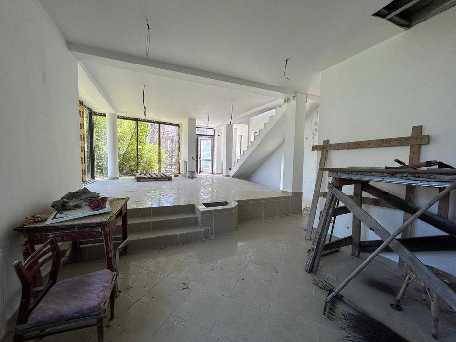 Cladire, zona centrala, D+P+E