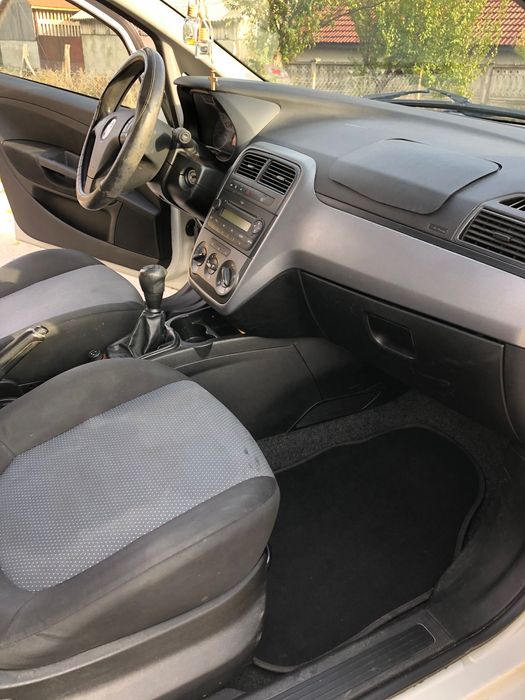 Fiat Punto 1.3 Mjet diesel 75 cp an fabricatie 2012