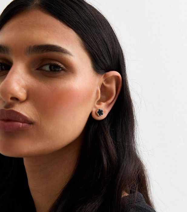 Oбеци с цветчета New Look