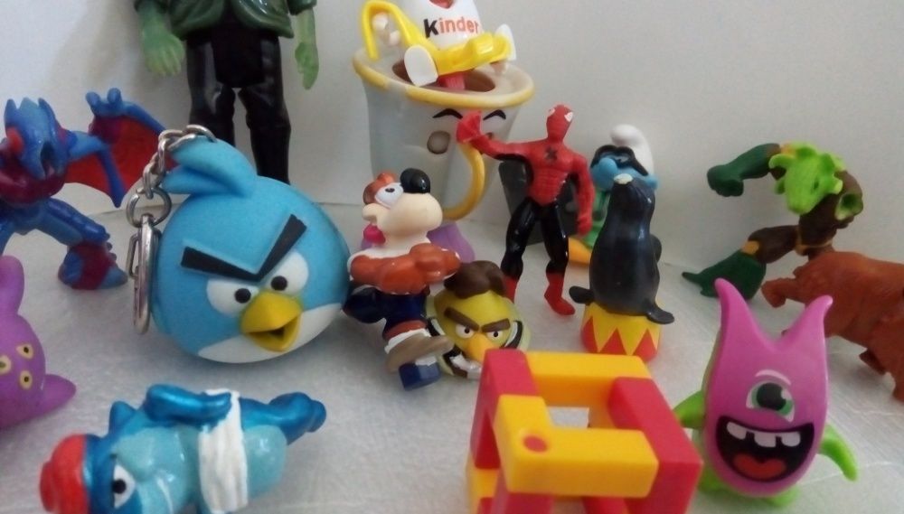 Играчки, фигурки от анимационни филми - Гормити, Ледена епоха, Замръзн