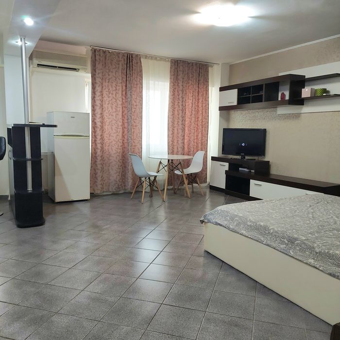 Proprietar, Studio Mall Vitan, investitie cu chirias de lunga durata.