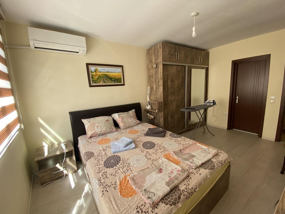 Дава се под наем Тристаен апартамент в Варна, Бриз - 100 кв.м за 650 € - Снимка #5