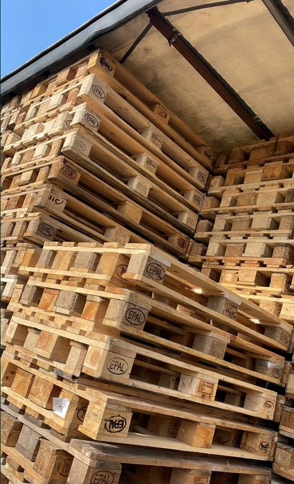 Vând paleti euro și NON euro