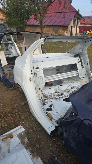 Spate Dacia Logan 2 Aripi fusta panou rezerva Dacia Logan 2013 2020