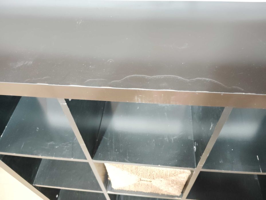 Черен рафт с 9 отделения, с кутията