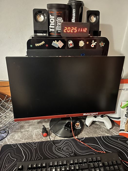 Vand monitor gaming AOC