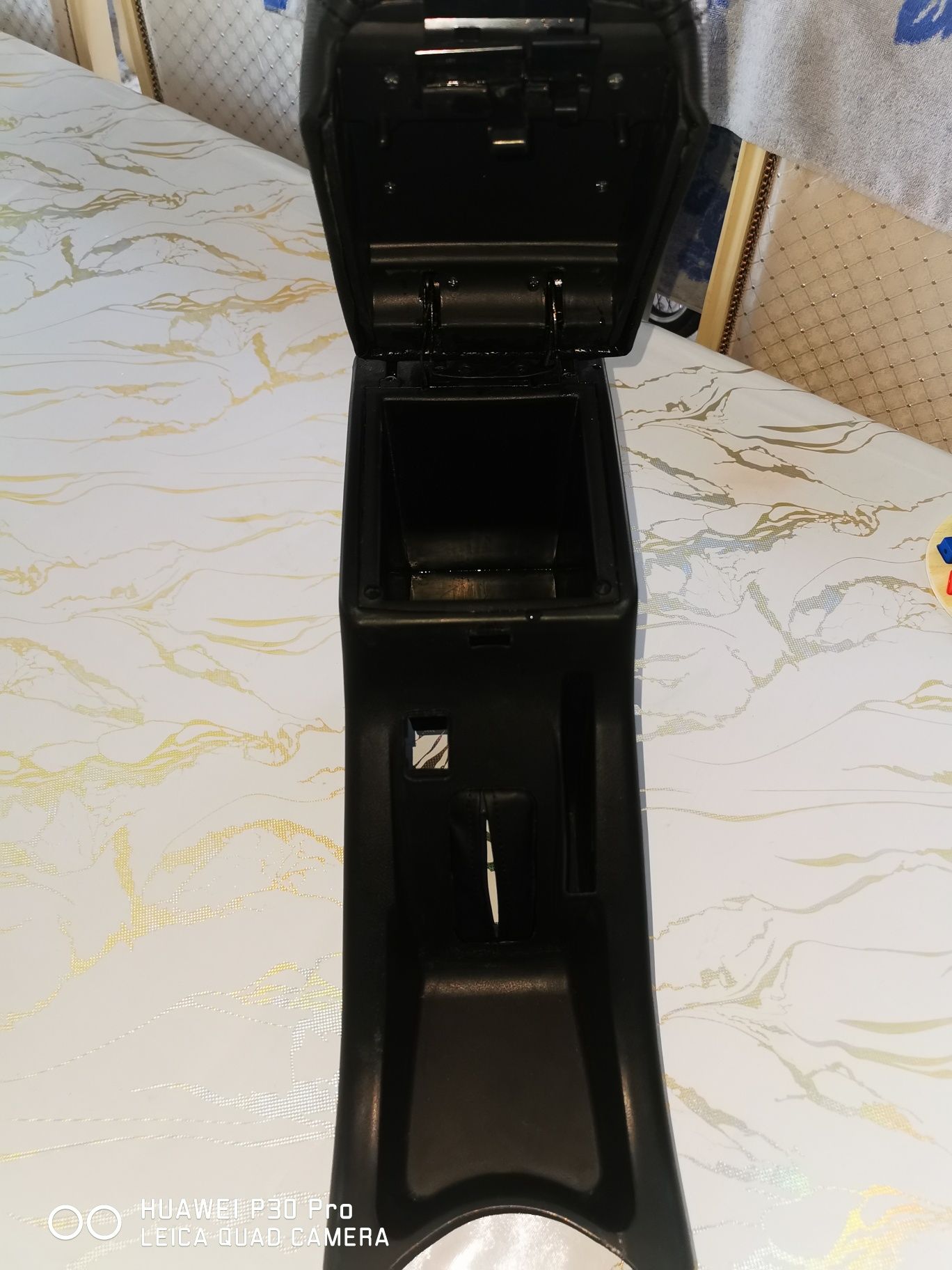 Подлокотник для  NEXIA R3