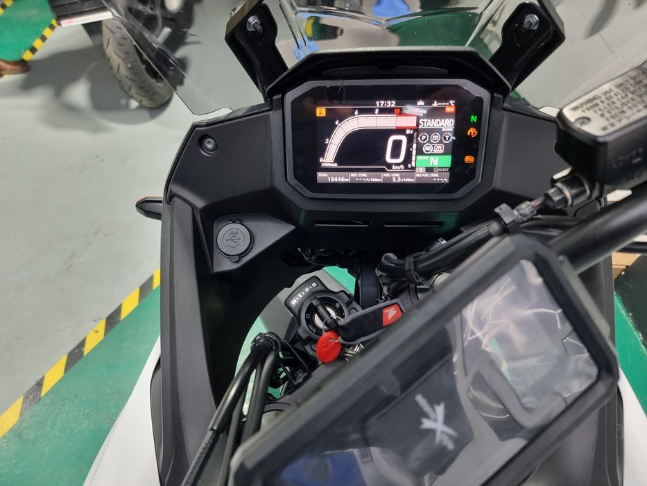 Vand Honda Transalp 750 2023