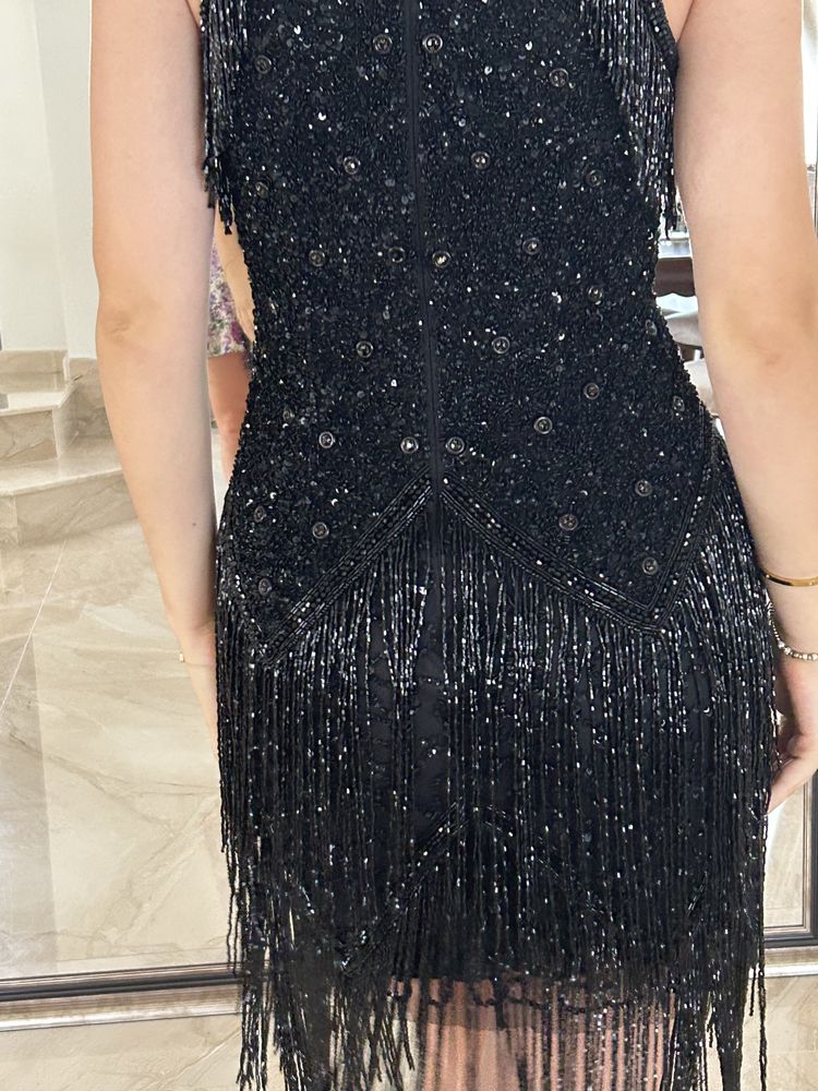 Rochie neagra nadare /inchiriat