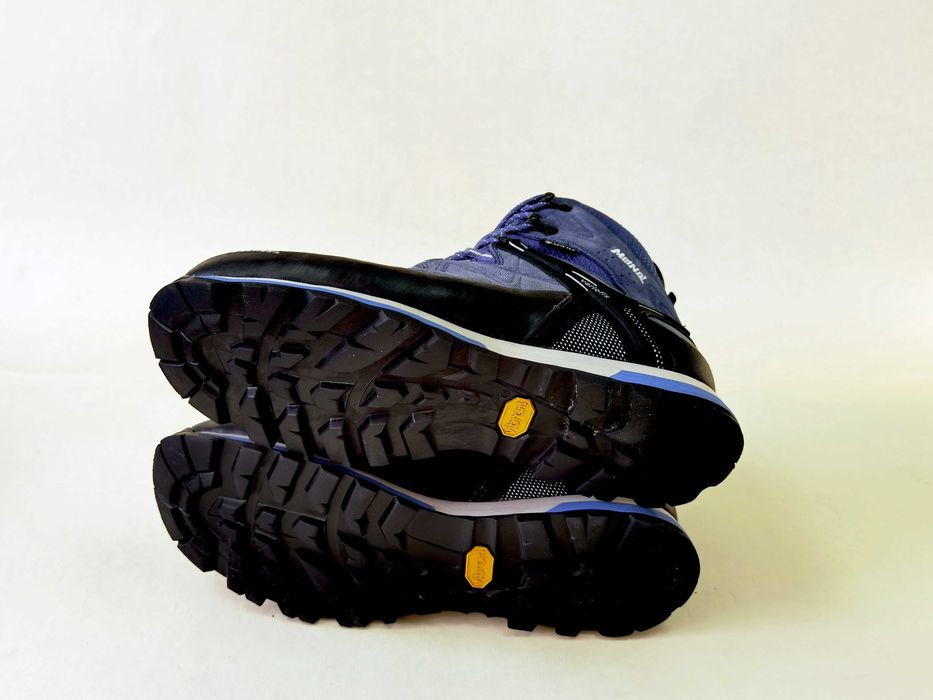 Bocanci piele ghete munte 41 42  MEINDL Goretex Vibram 1200 ron ca Noi