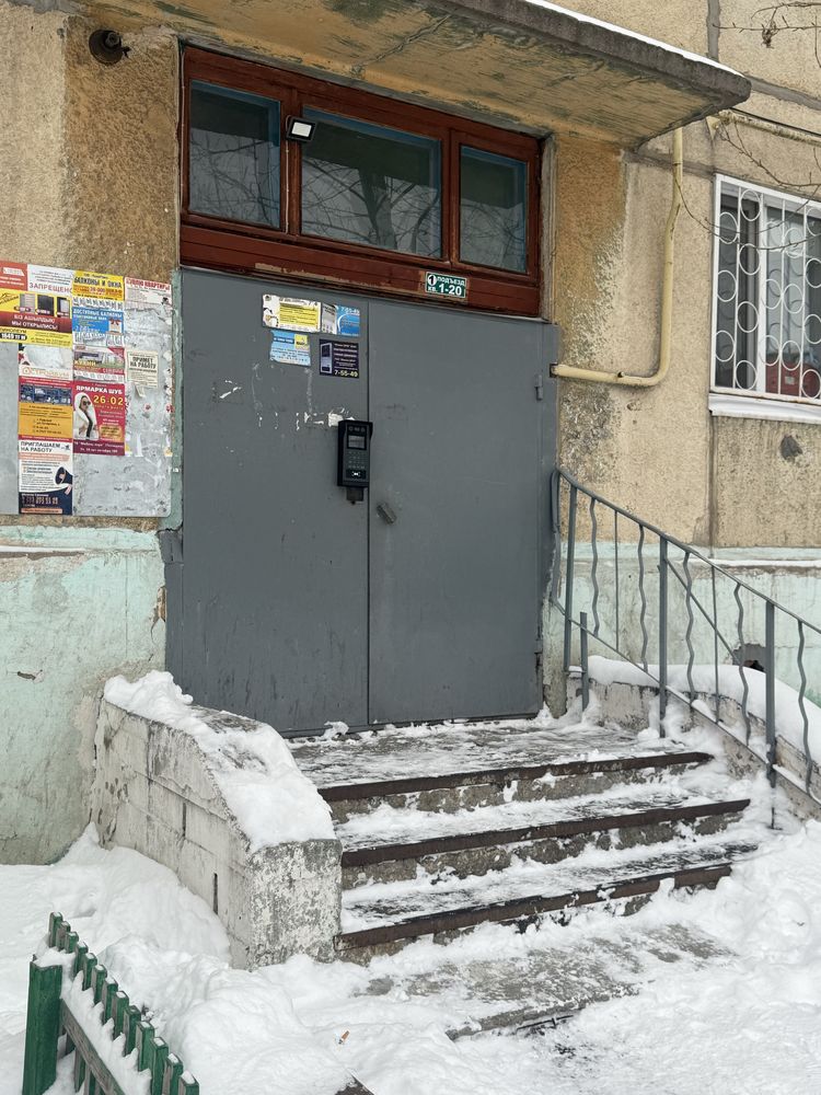 продам 2 х комнатную квартиру