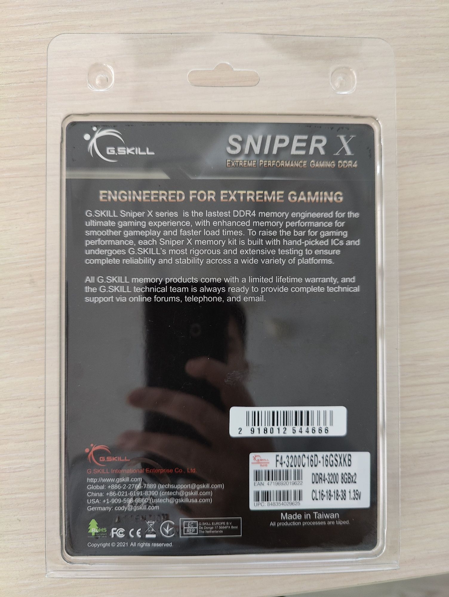 ОЗУ sniper x f4-3200c16d