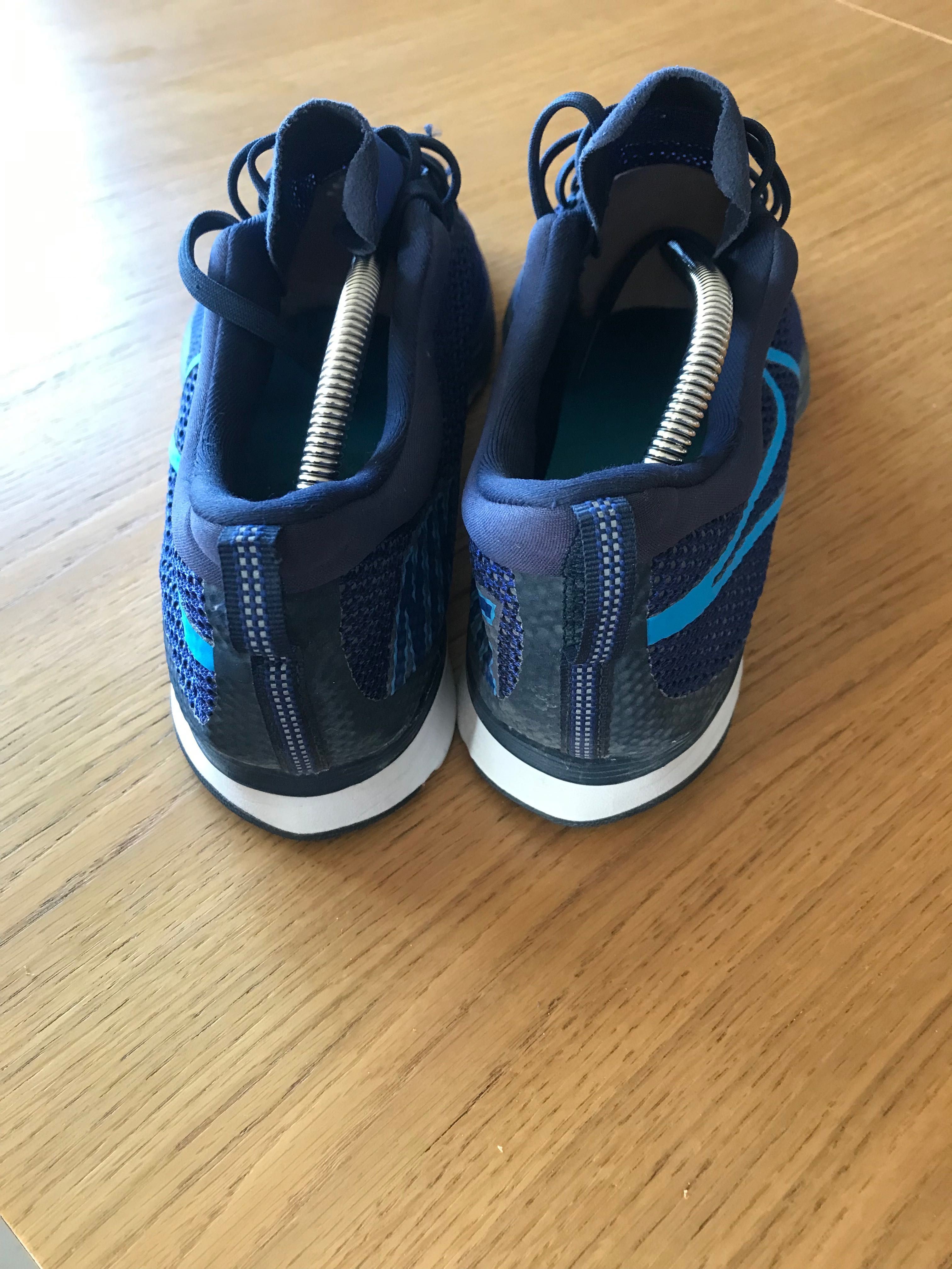 Маратонки Nike 45