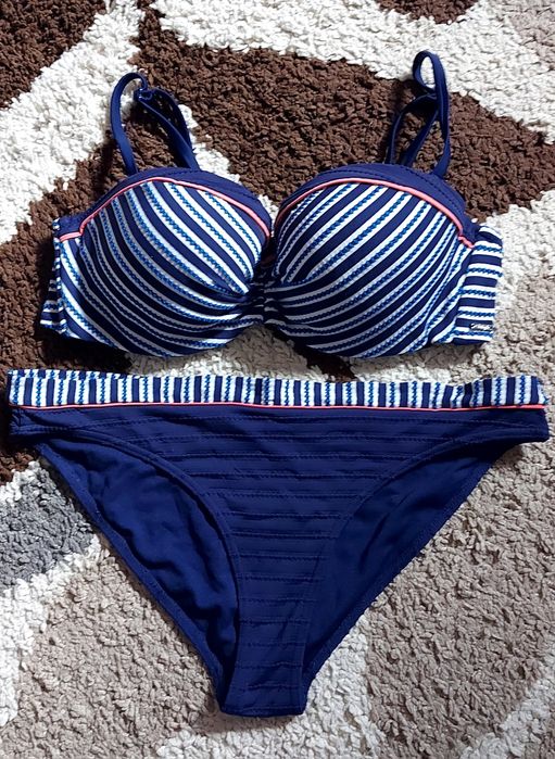 Бански triumph 80C