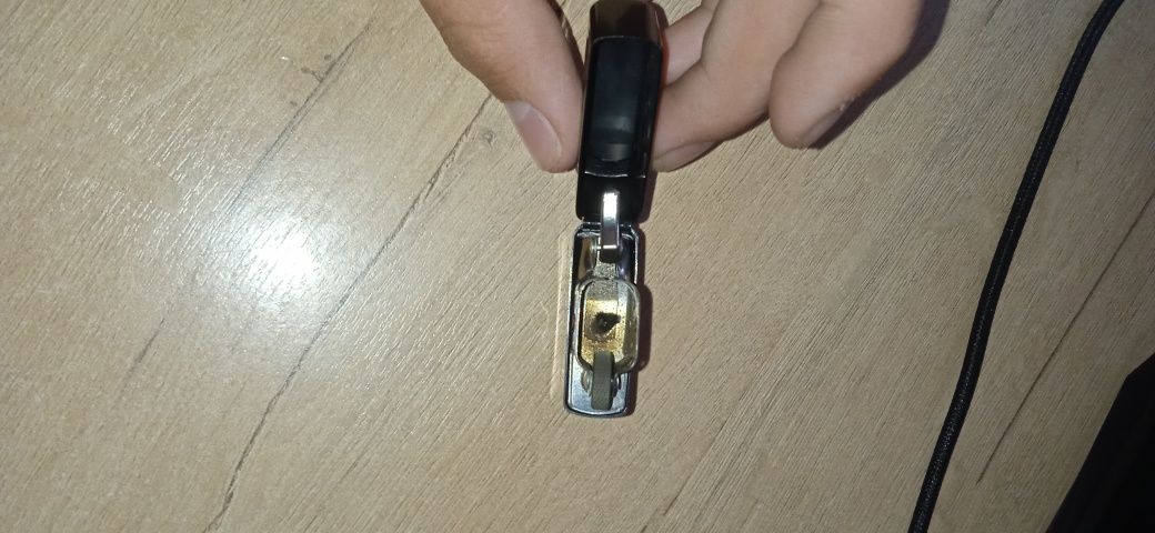Зажигалка KNIIFING