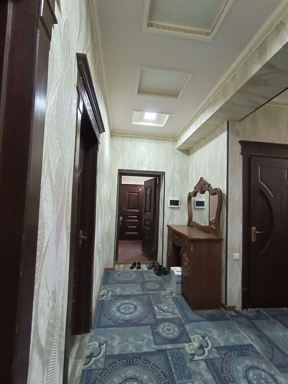 3 хонали квартира ижарага берилади