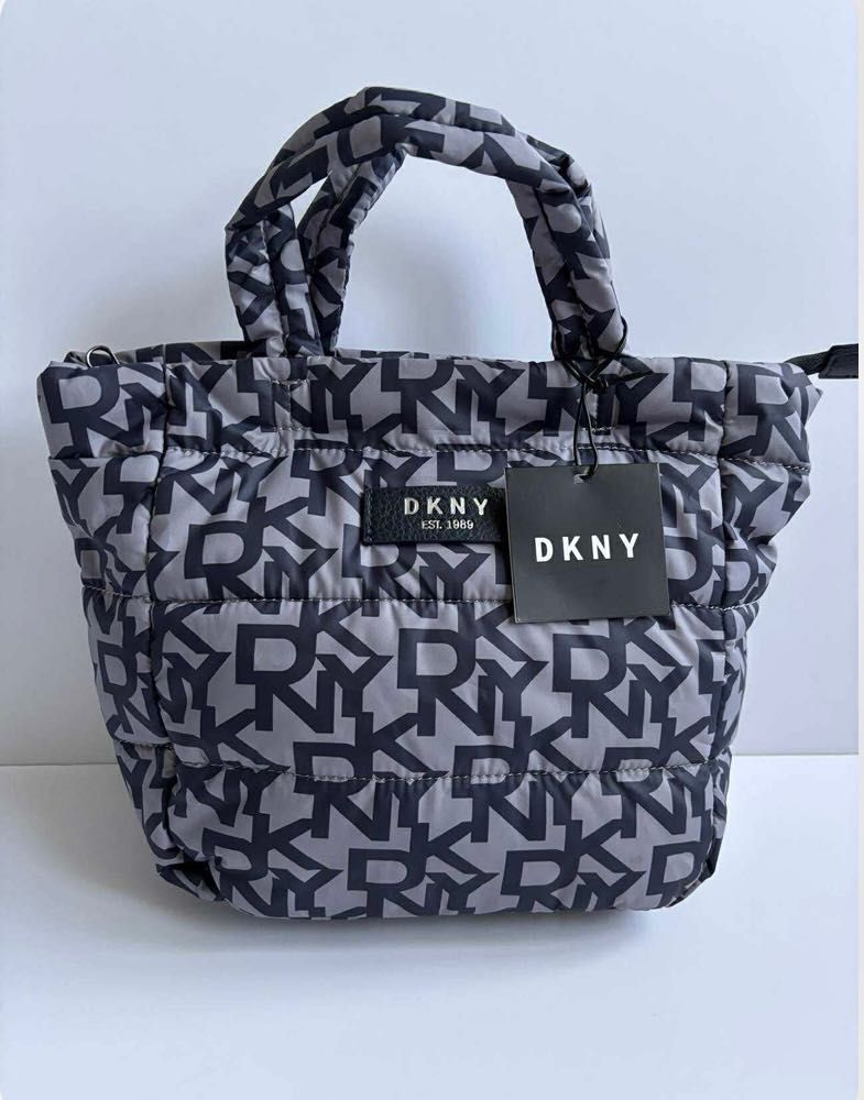 DKNY Tote Bags/ Несесери