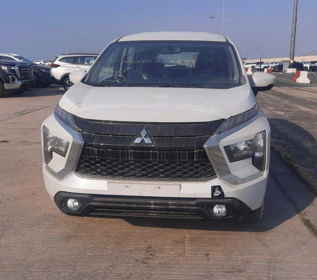 новый автомобиль Mitsubishi Xpander без пробега