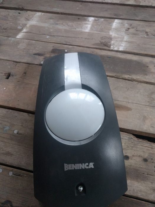Motor usă garaj Beninca
