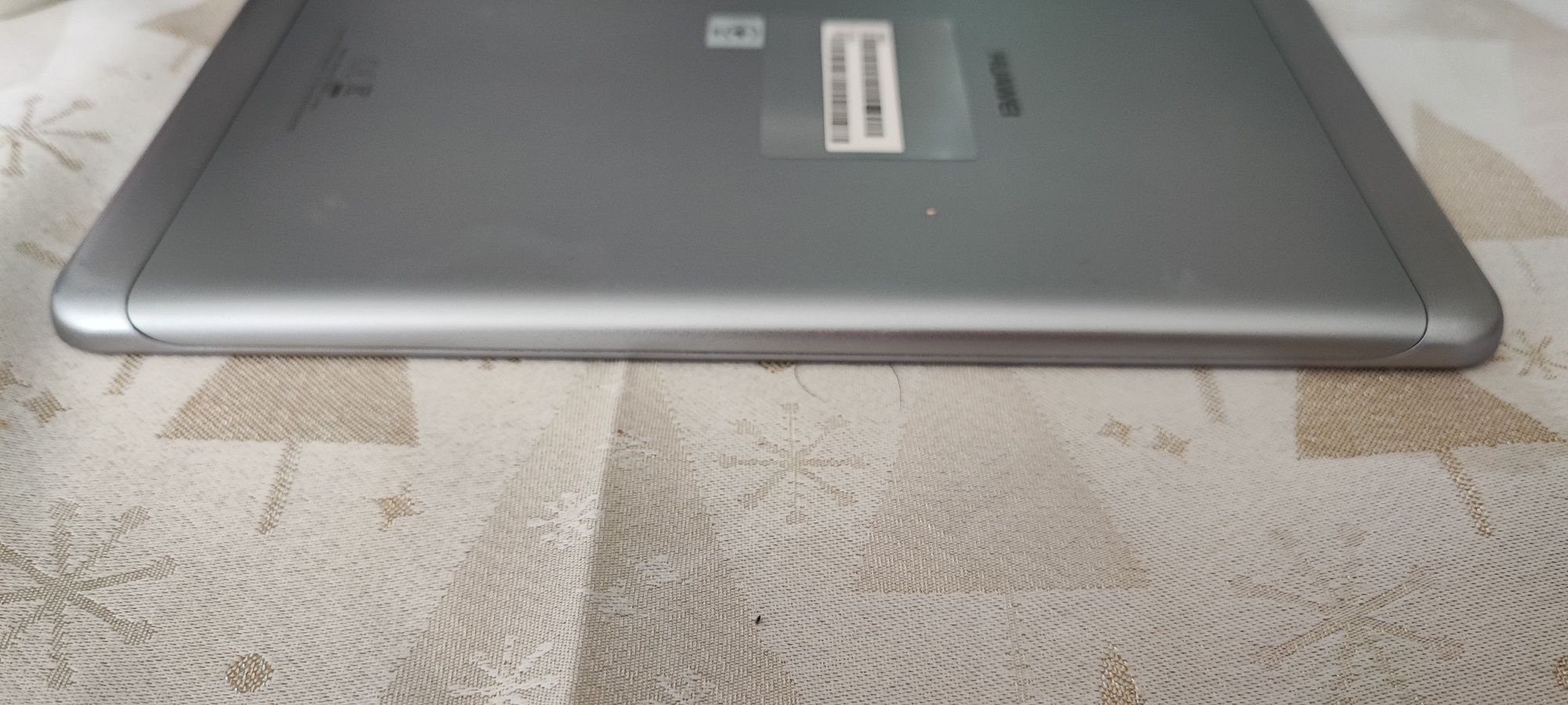 Продавам таблет HUAWEI Media Pad T3