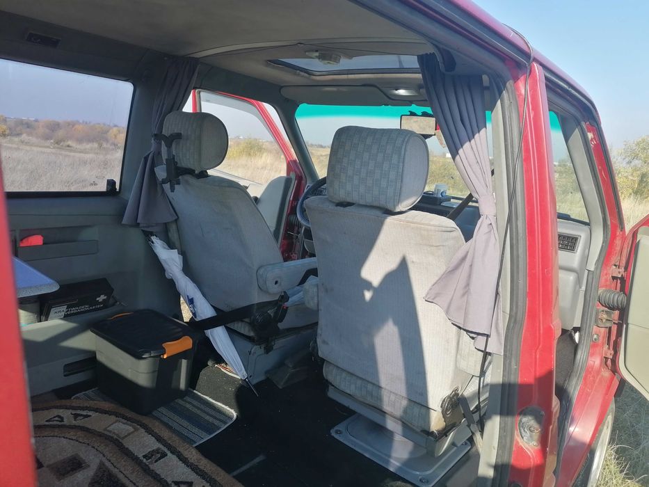 VW T4 Multivan 2.4 1992 în formă originală utilizat.