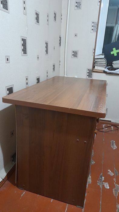 Стол компьютерный