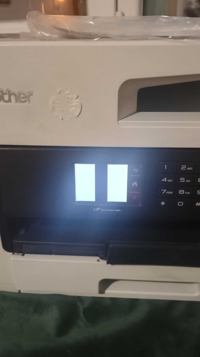 Продавам 3 годишен принтер Brother MF - J2340DW.