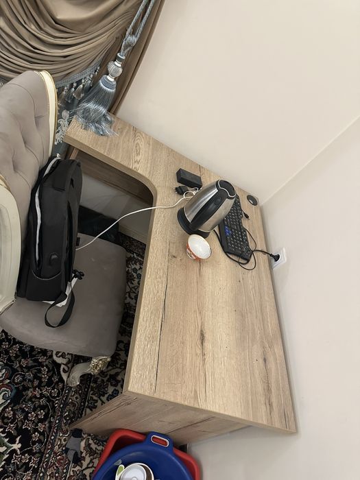 Компьютерный стол угловая