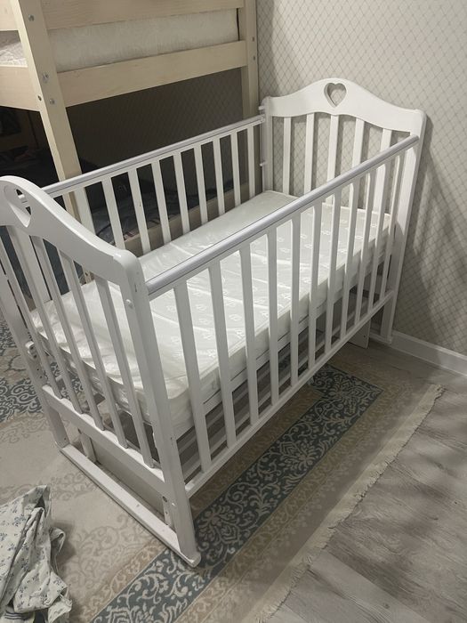 Продам кроватку в хорошем состояний