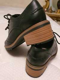 pantofi de piele Clarks