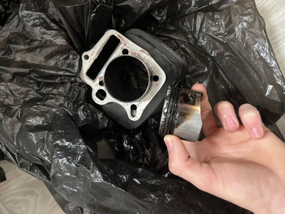 Reparatii cross ,scutere ,atv