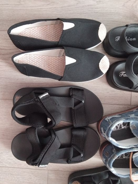 Дамски обувки (чисто нови)