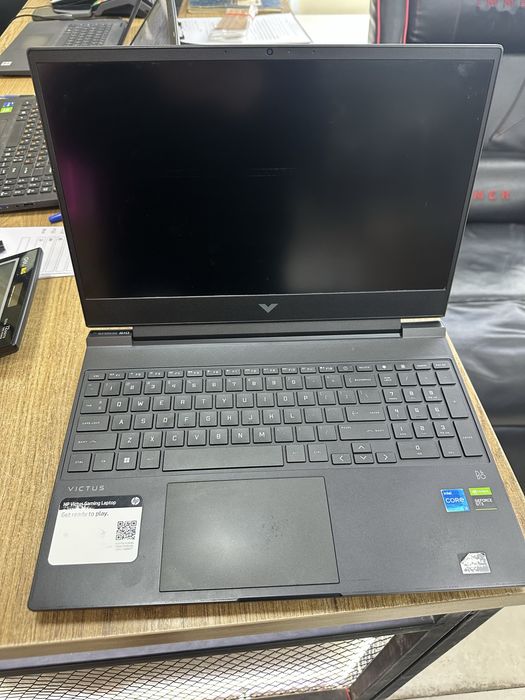 HP Victus i5-12450H 8/512 gtx1650 4gb