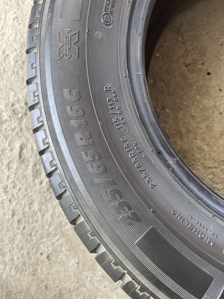 235/65/R16 C Michelin Agilis