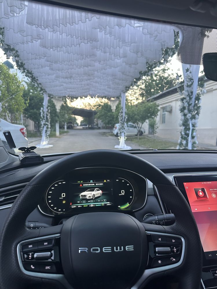 Roewe elektra mobil 502 tali 2023 yili 11 min prabeg