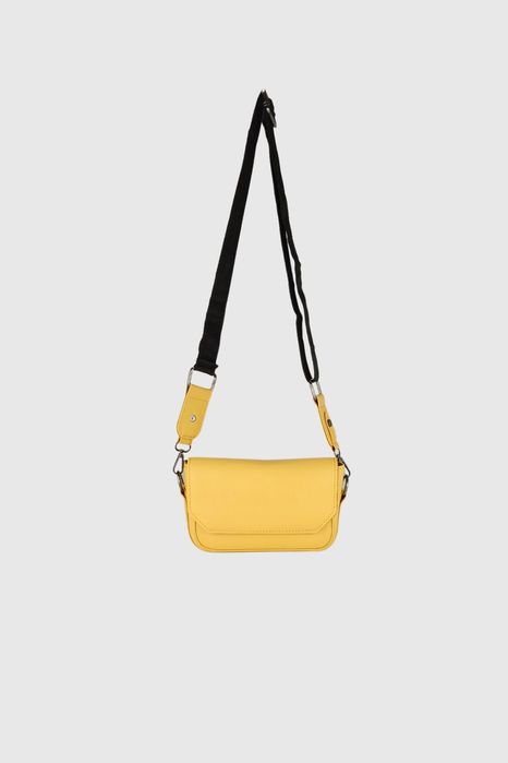 НОВО! ЛИКВИДАЦИЯ! Мини дамска чанта в жълто