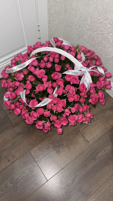 Продам букет кустовых роз