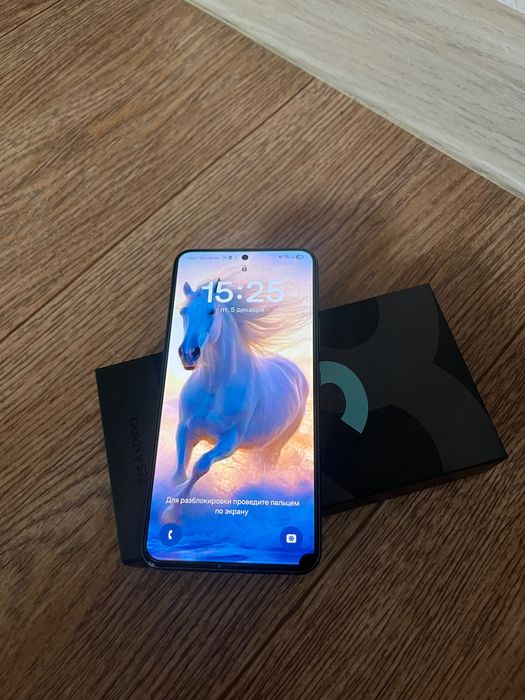 Samsung Galaxy S22 8/128 GB