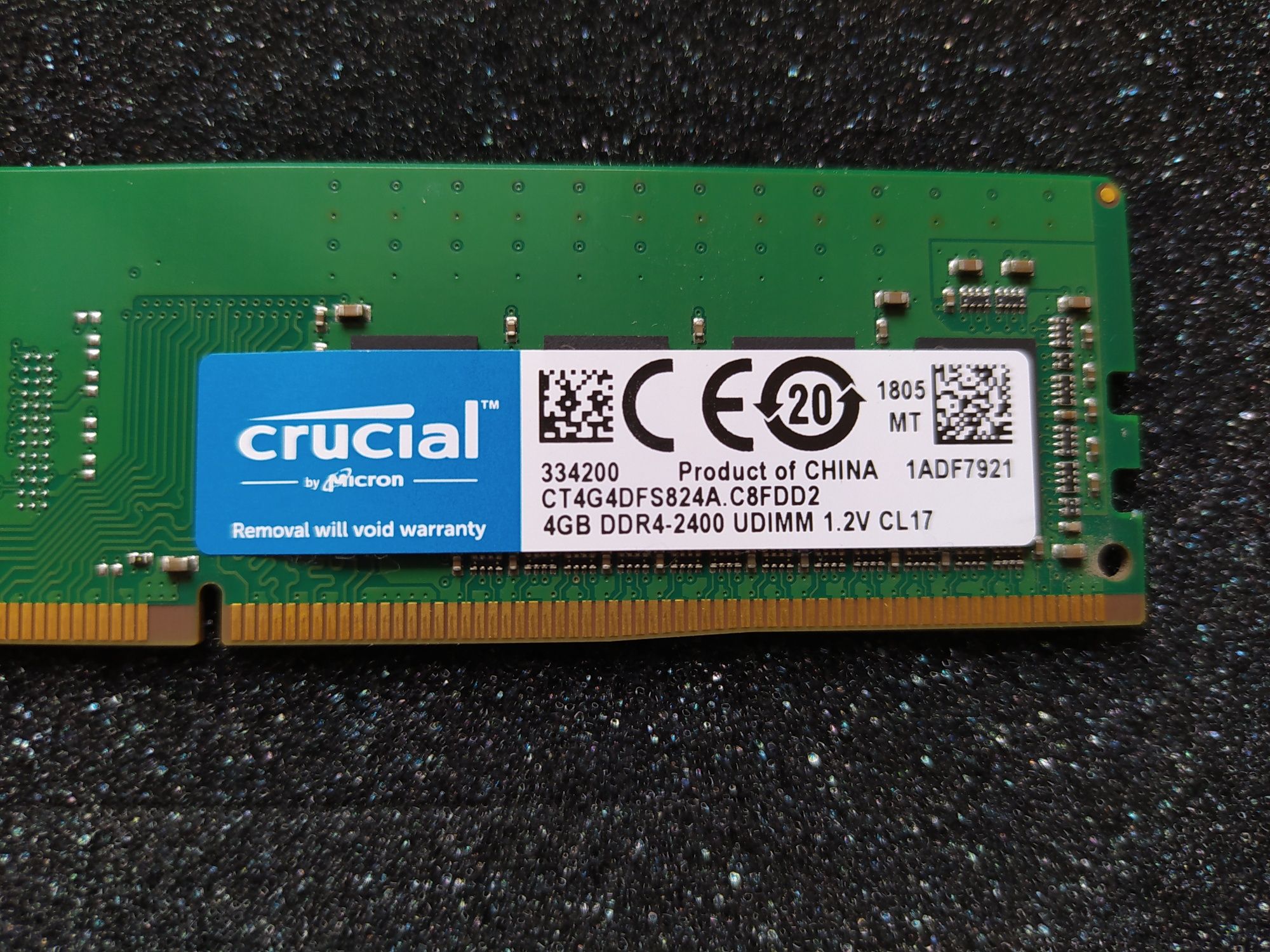 RAM памет / 2x4GB DDR4 2400 mhz Crucial / Настолен компютър / PC / РАМ