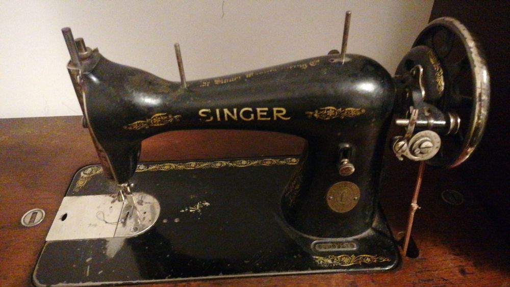 Mașină de Cusut SINGER