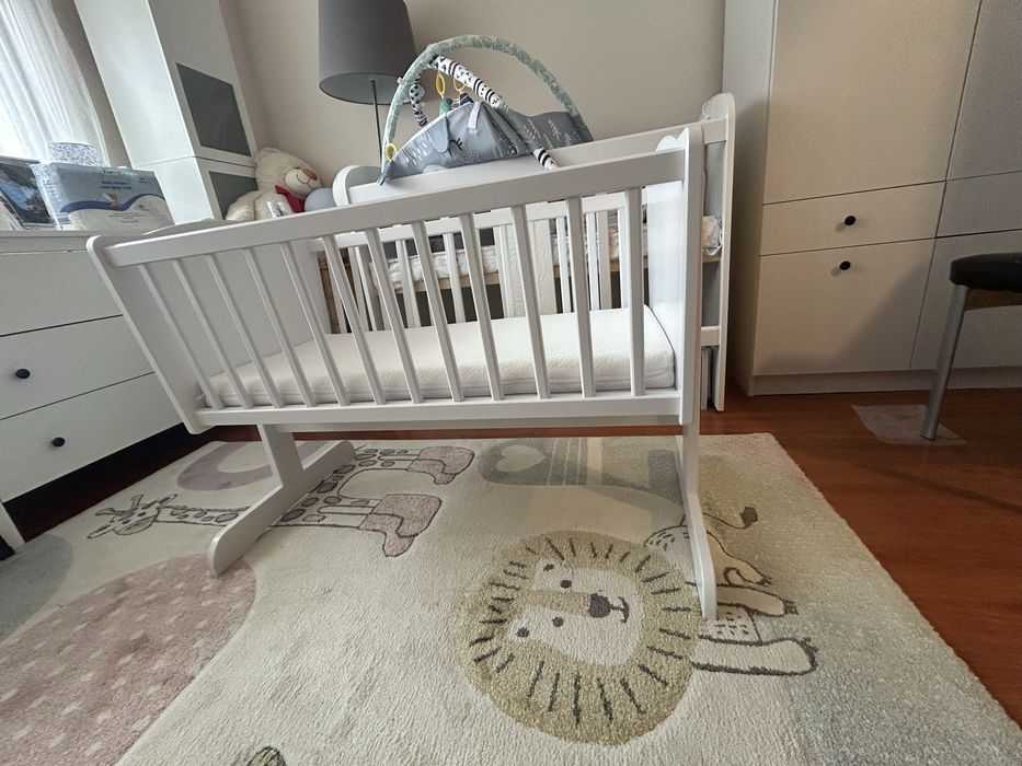 Продавам легло и матрак